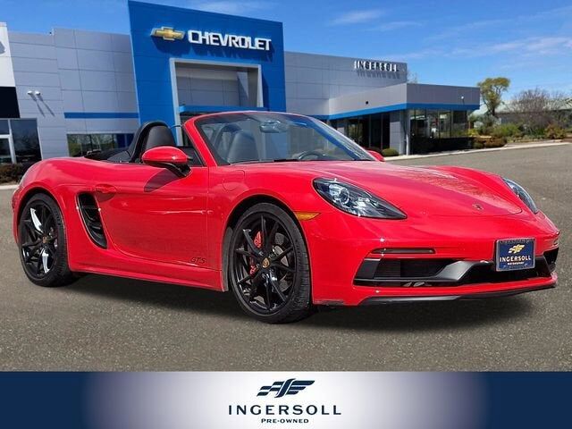 2018 PORSCHE 718