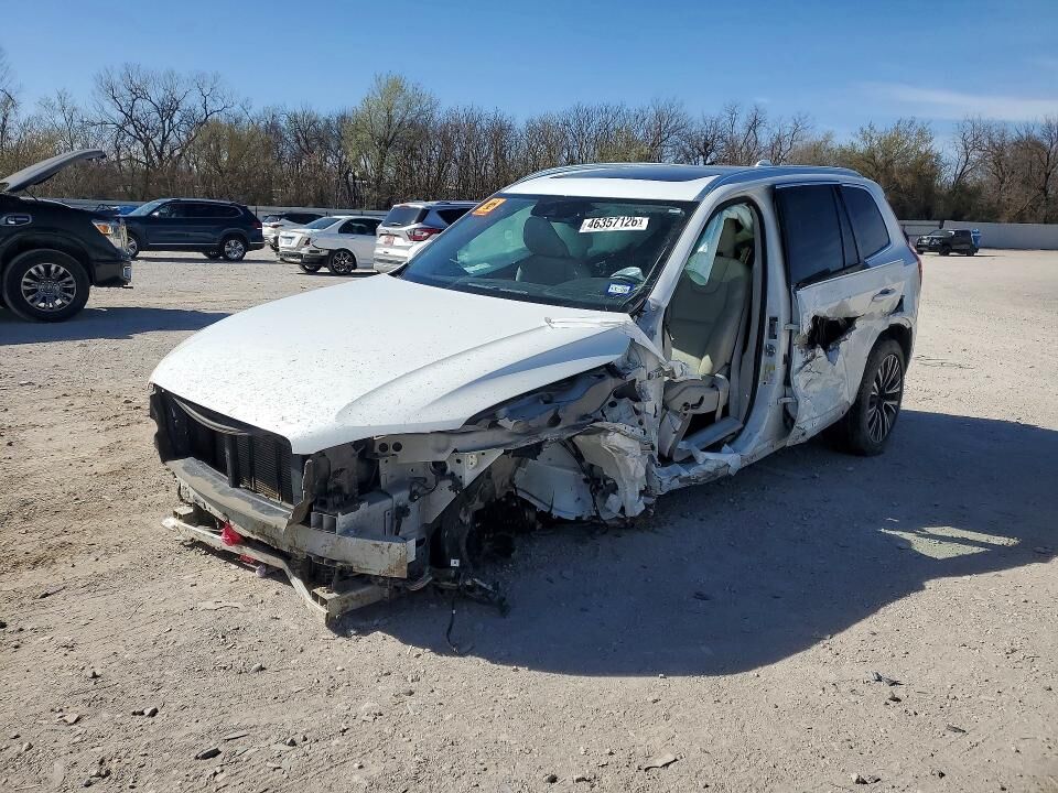 2021 VOLVO XC90