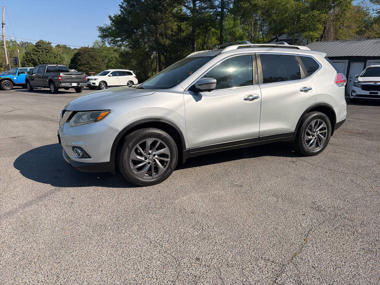 2016 NISSAN Rogue