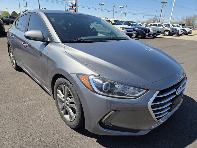 2018 HYUNDAI Elantra