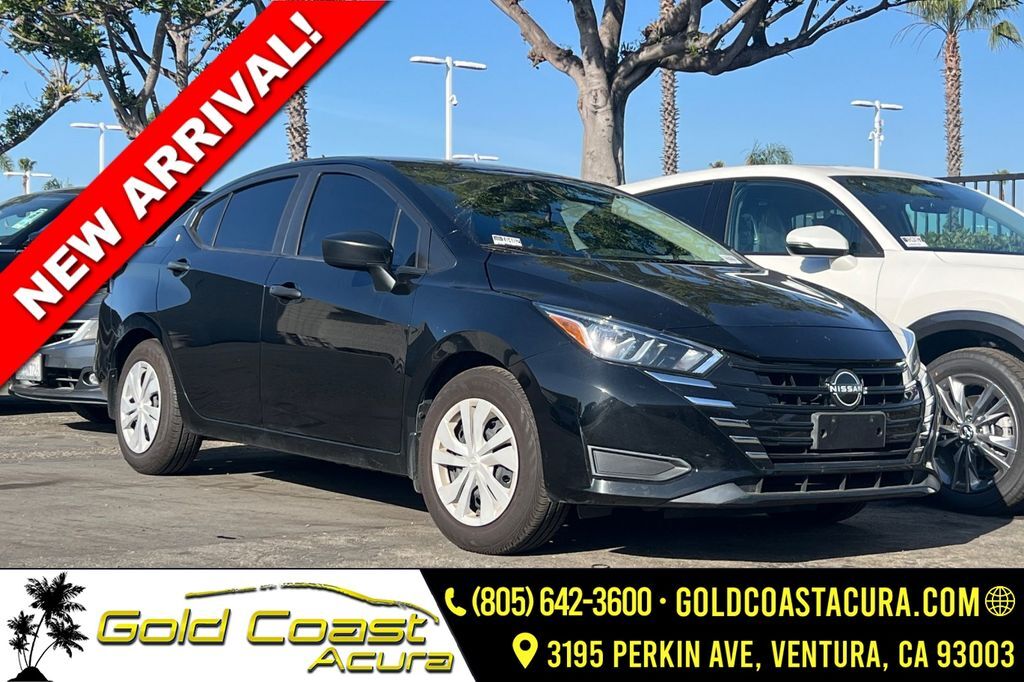 2024 NISSAN Versa