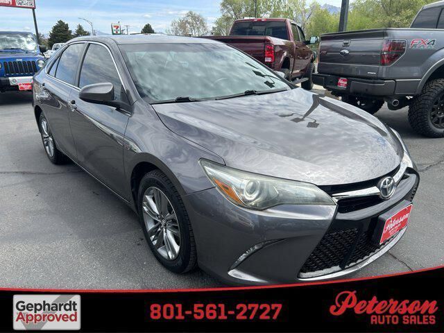 2017 TOYOTA Camry