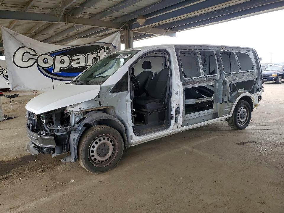 2020 MERCEDES-BENZ METRIS