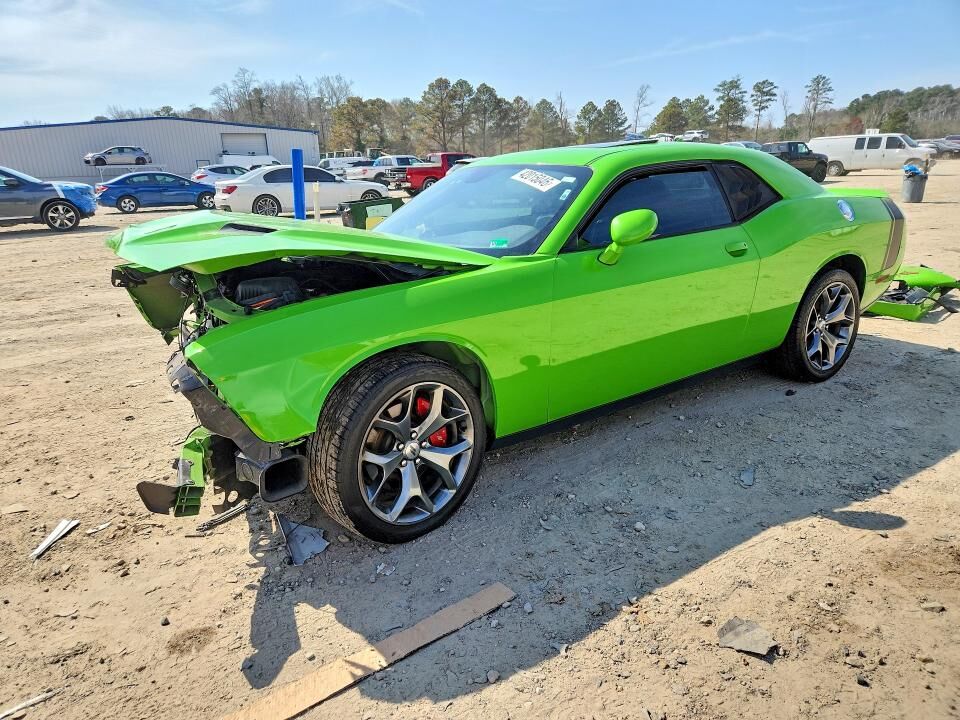 2017 DODGE Challenger