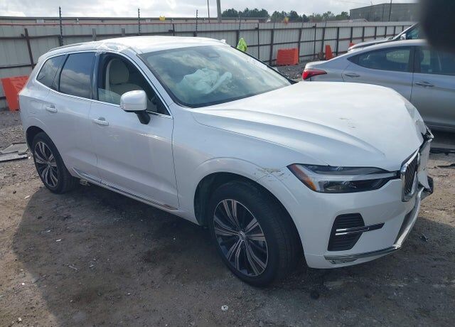 2022 VOLVO XC60