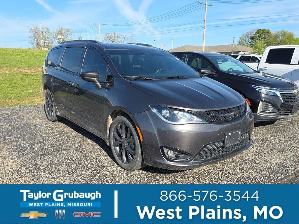 2020 CHRYSLER Pacifica