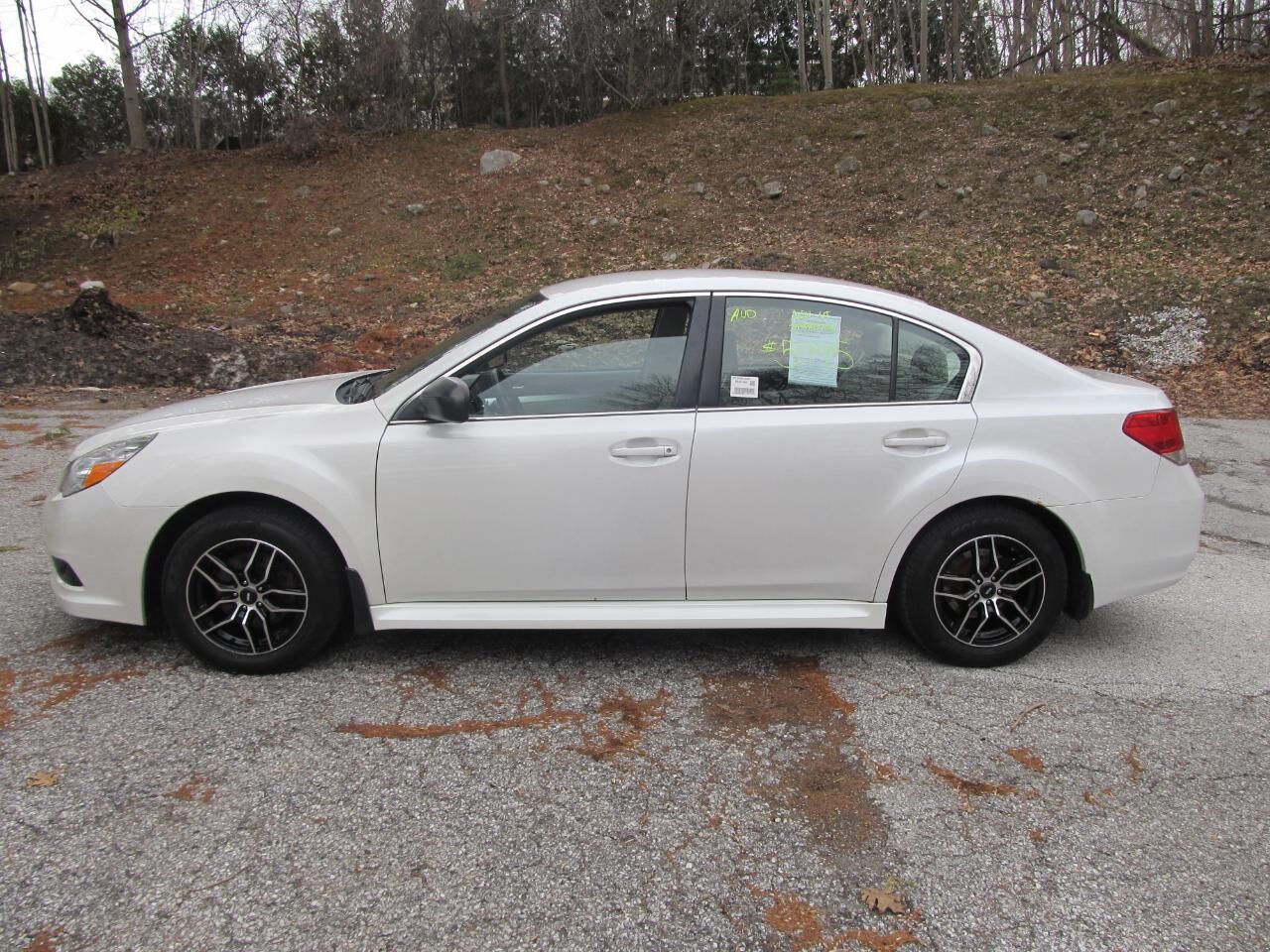 2012 SUBARU Legacy