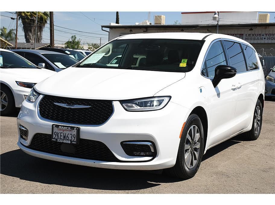 2024 CHRYSLER Pacifica