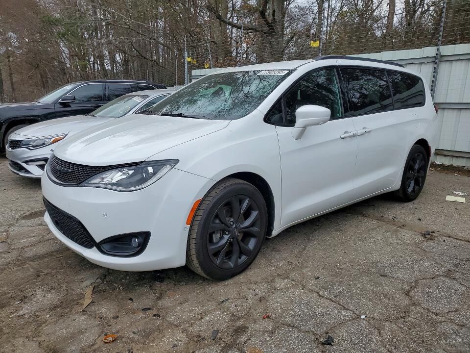 2019 CHRYSLER Pacifica