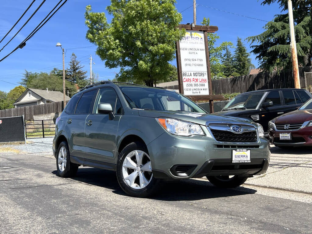 2015 SUBARU Forester