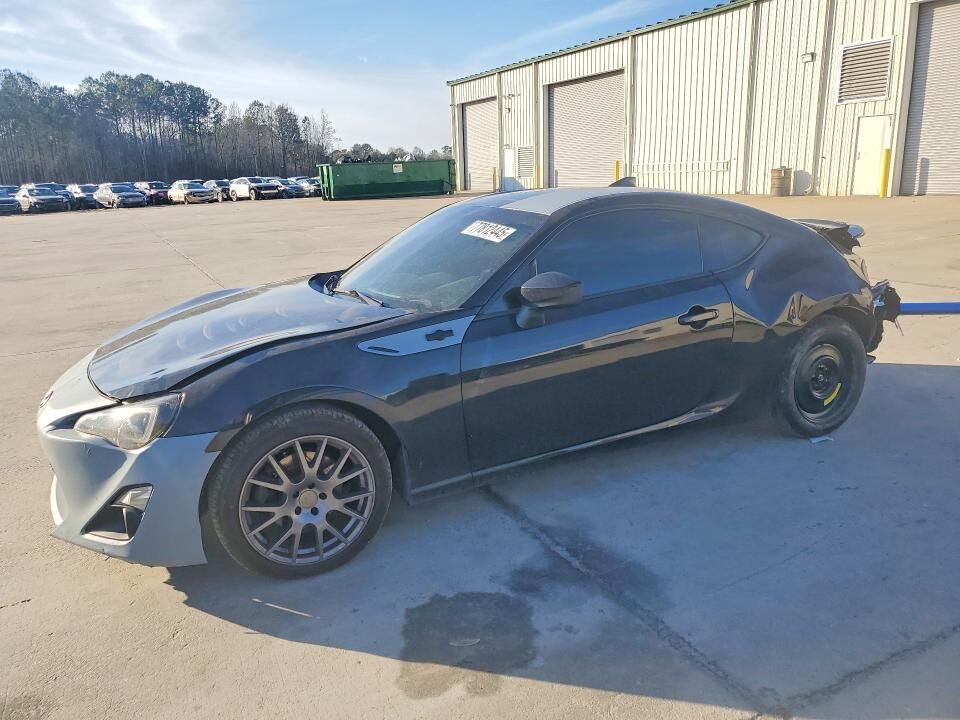 2015 TOYOTA Scion
