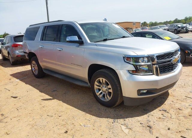 2015 CHEVROLET Suburban