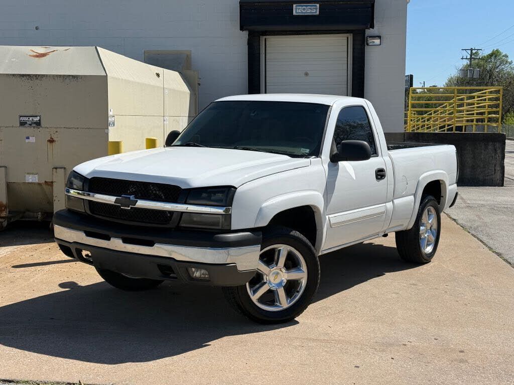 2004 CHEVROLET Silverado