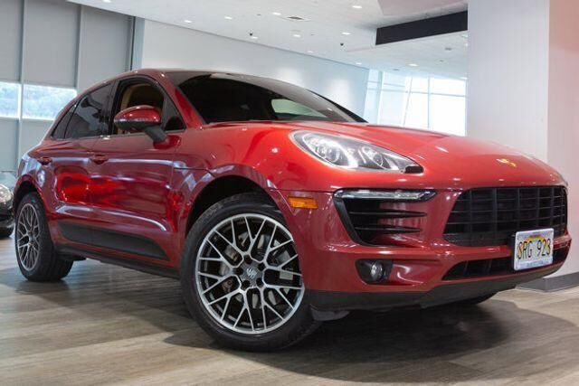 2015 PORSCHE Macan