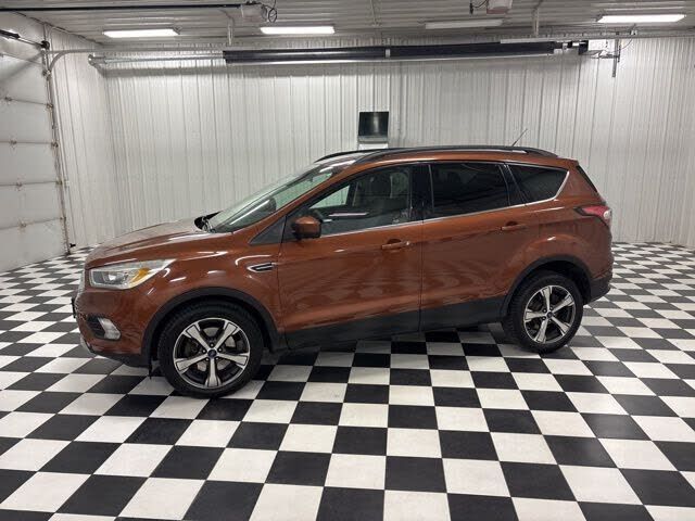 2017 FORD Escape