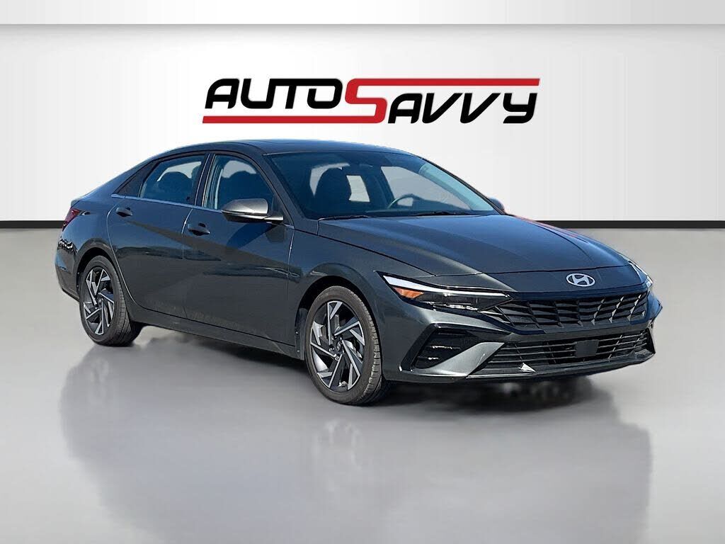 2025 HYUNDAI Elantra