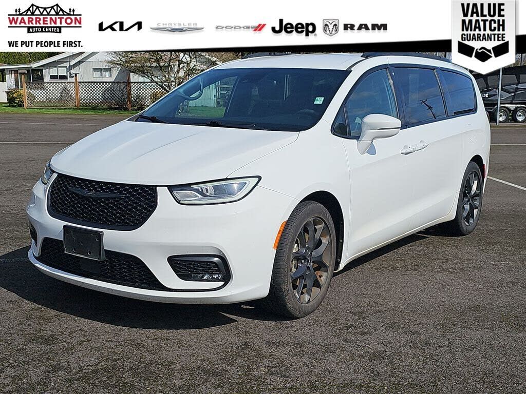 2022 CHRYSLER Pacifica