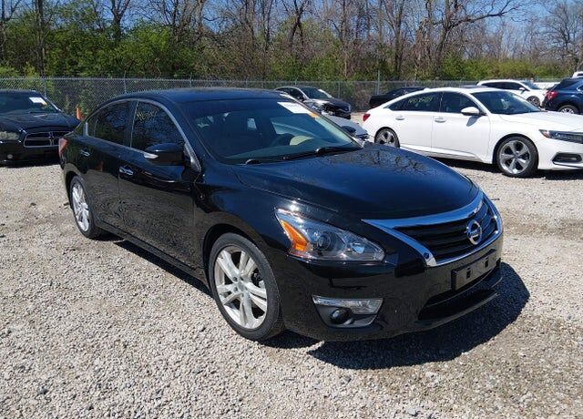 2013 NISSAN Altima