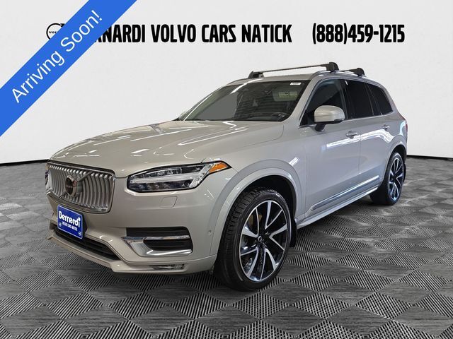2023 VOLVO XC90