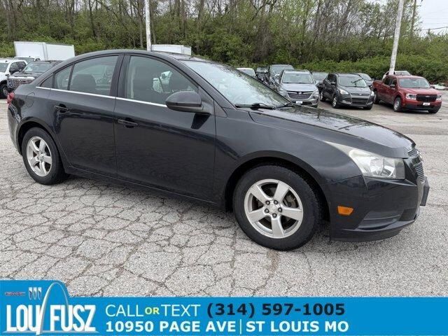 2013 CHEVROLET Cruze