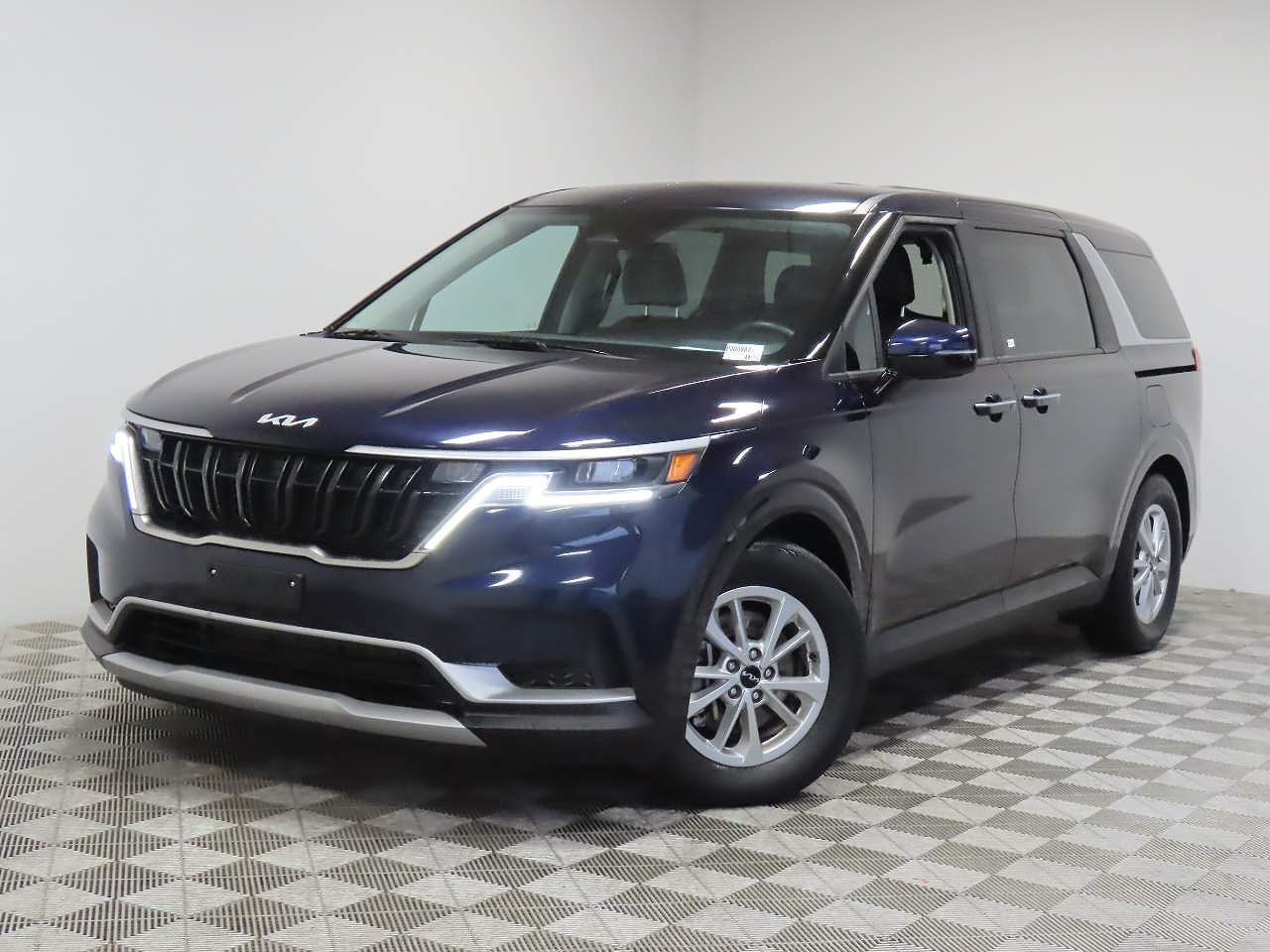 2024 KIA Carnival