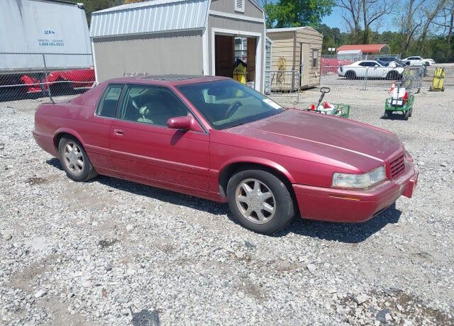 2002 CADILLAC Eldorado