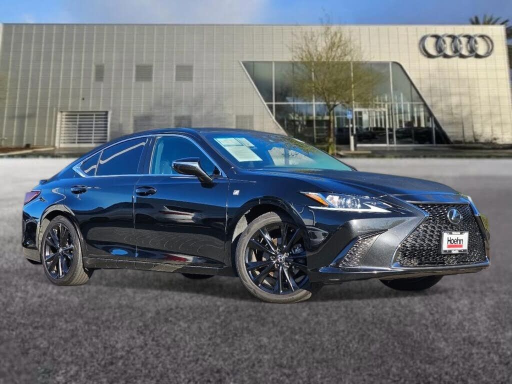 2023 LEXUS ES