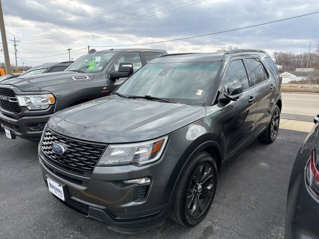 2018 FORD Explorer