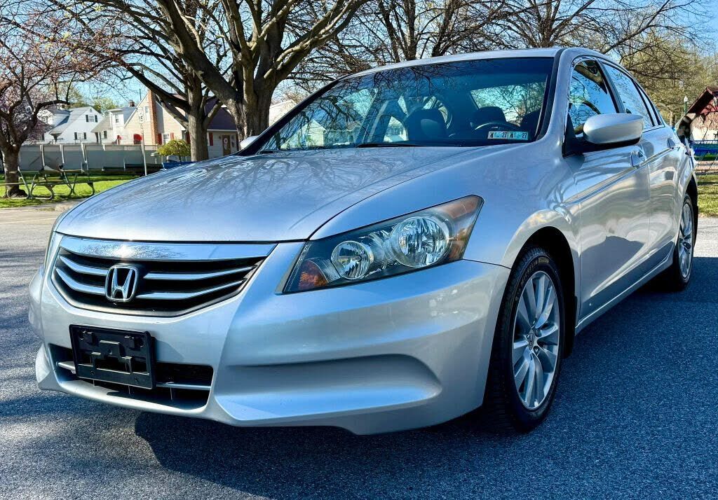 2011 HONDA Accord