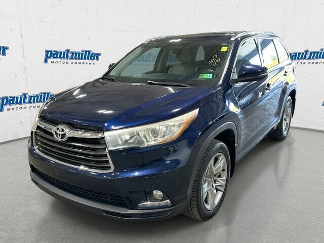 2016 TOYOTA Highlander