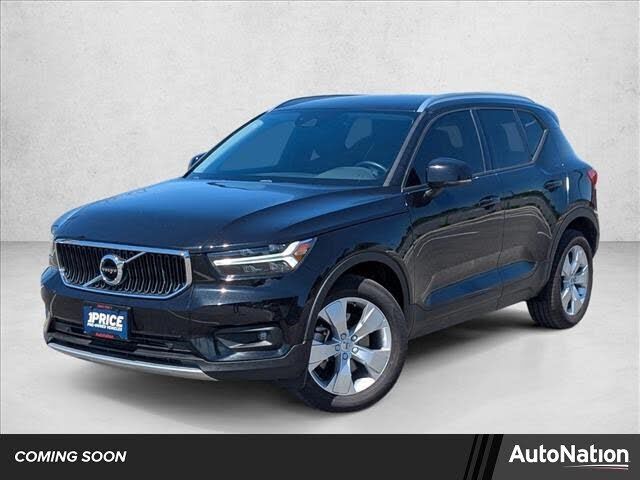 2021 VOLVO XC40