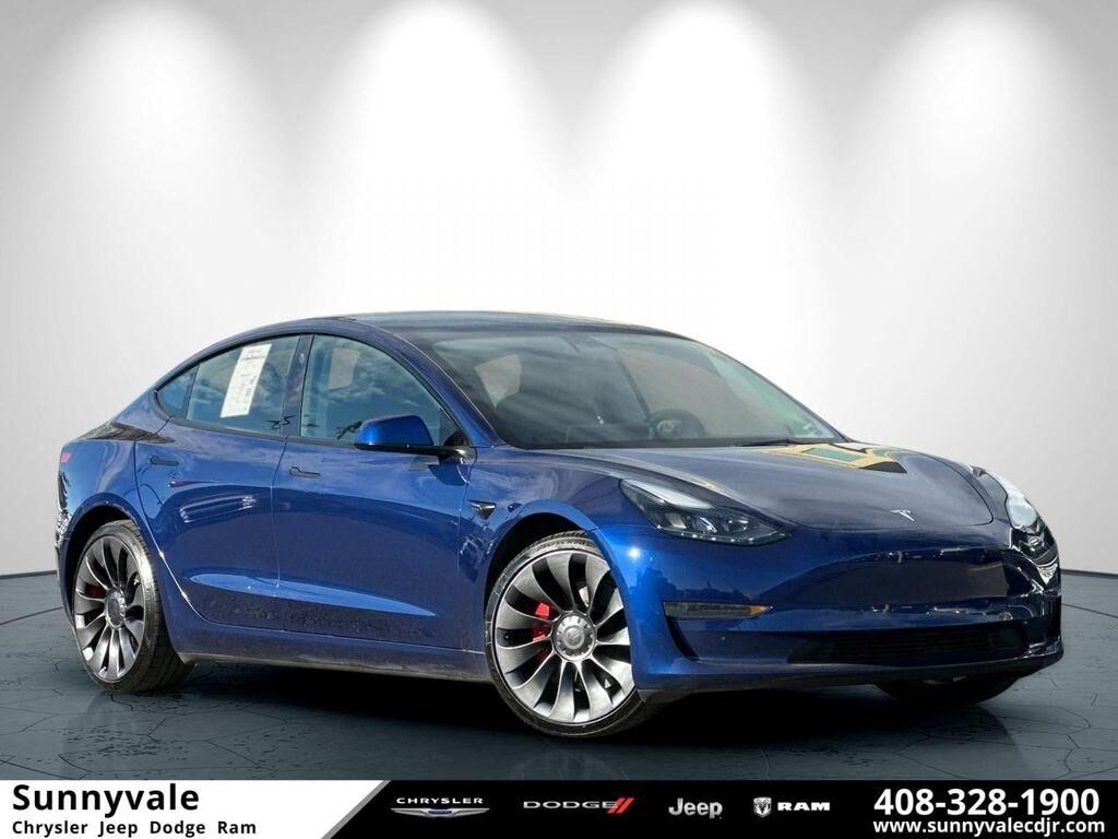2023 TESLA Model 3