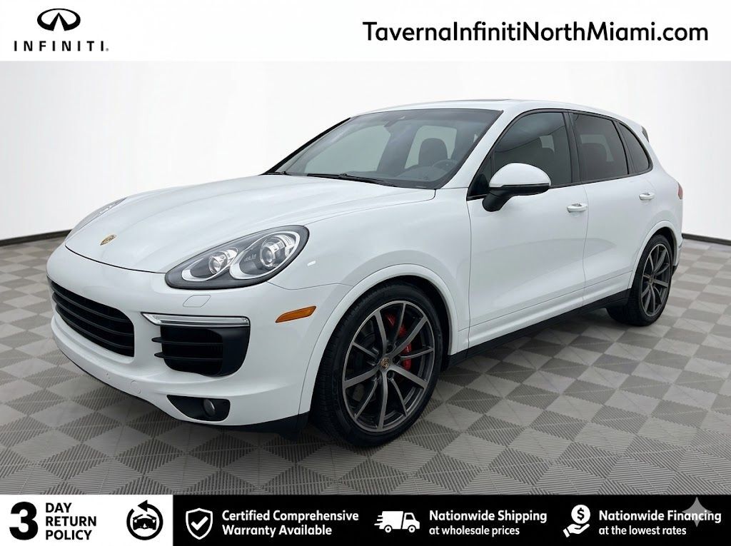 2017 PORSCHE Cayenne