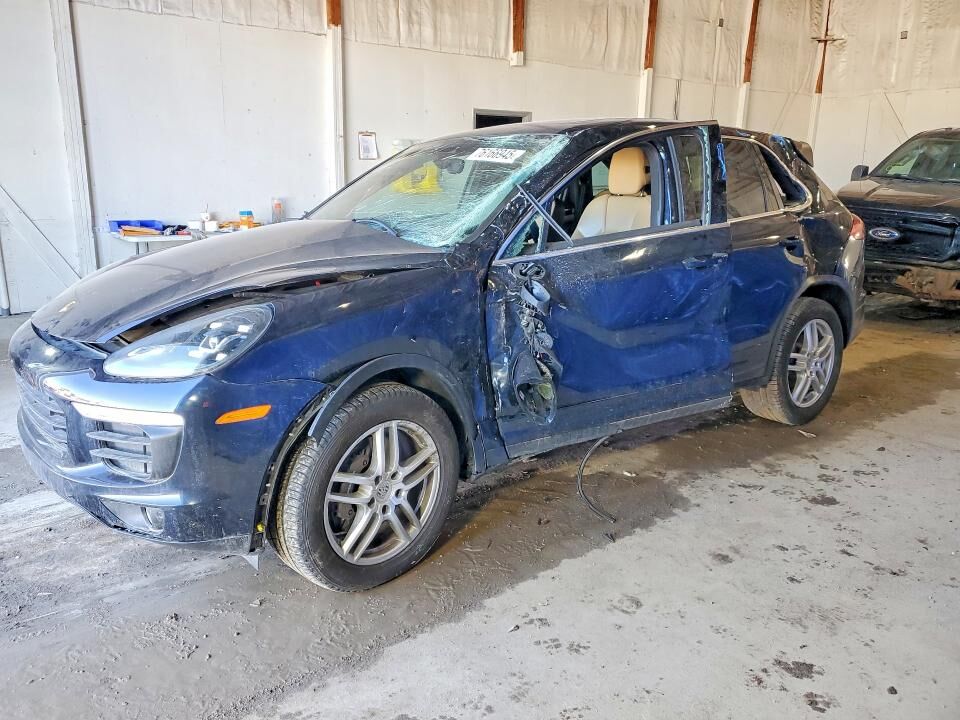 2018 PORSCHE Cayenne