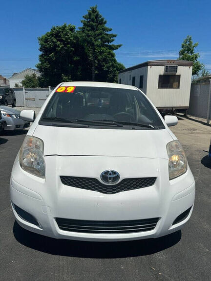 2009 TOYOTA Yaris