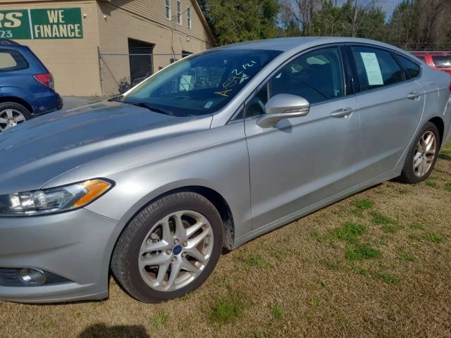 2015 FORD Fusion