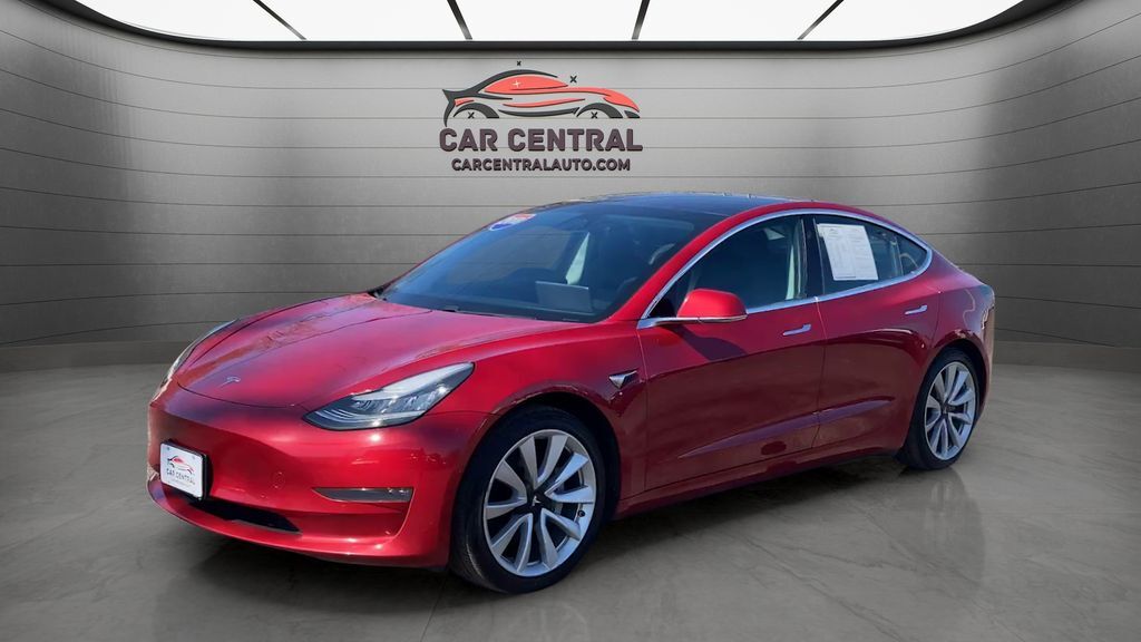 2018 TESLA Model 3