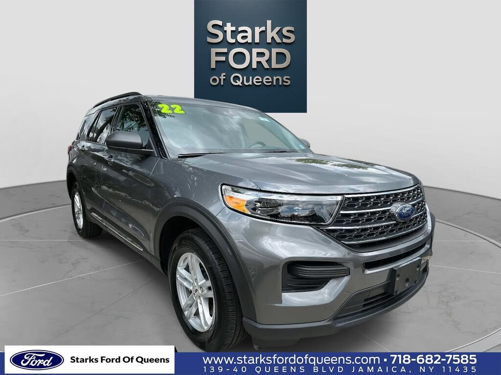 2022 FORD Explorer