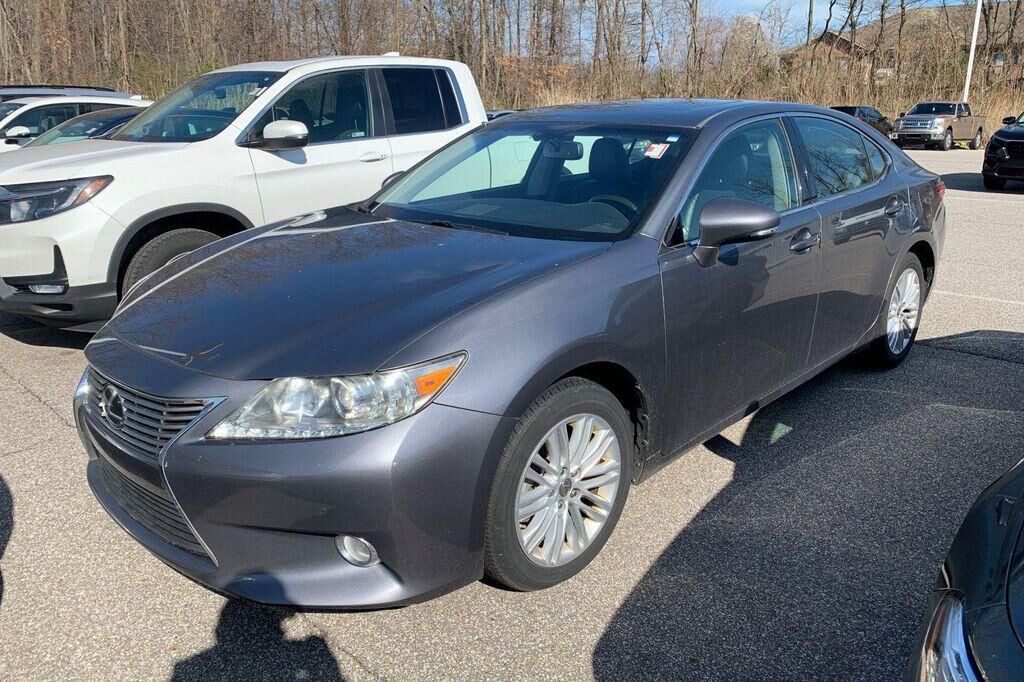 2013 LEXUS ES