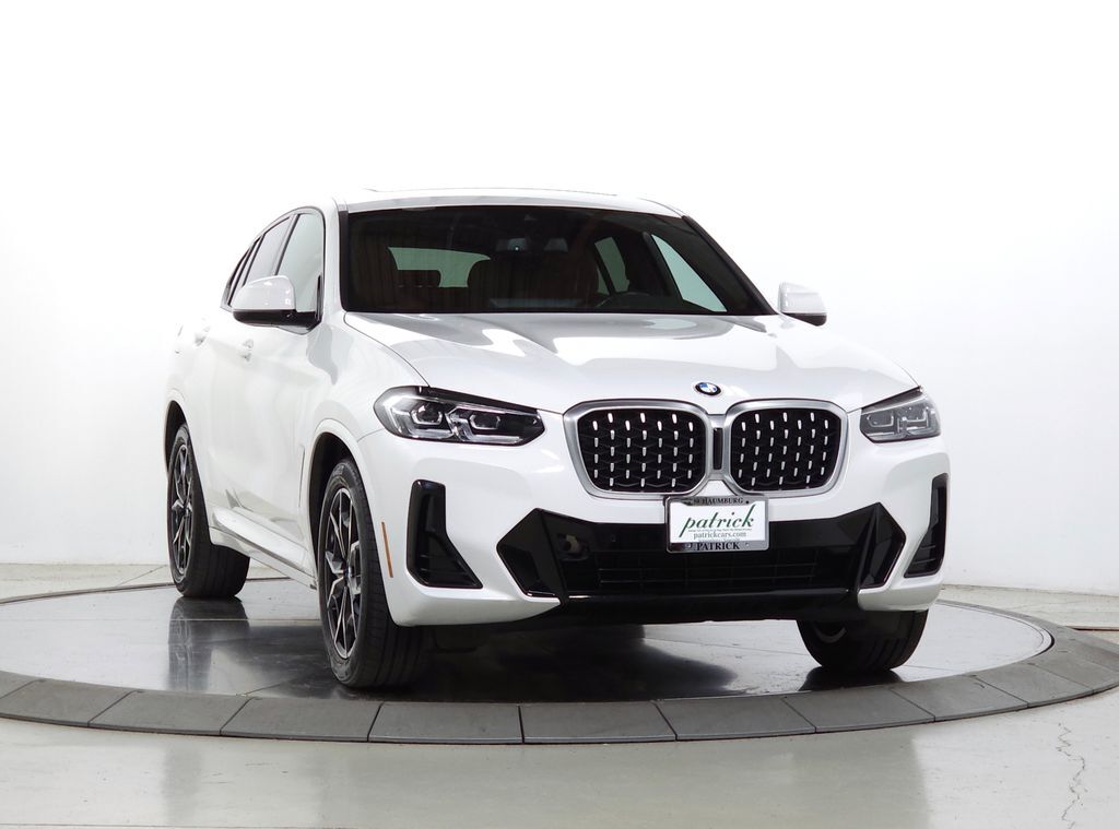2023 BMW X4