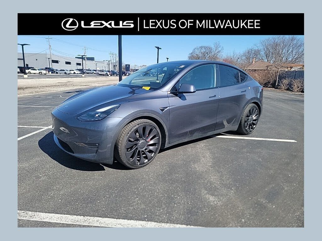 2022 TESLA Model Y