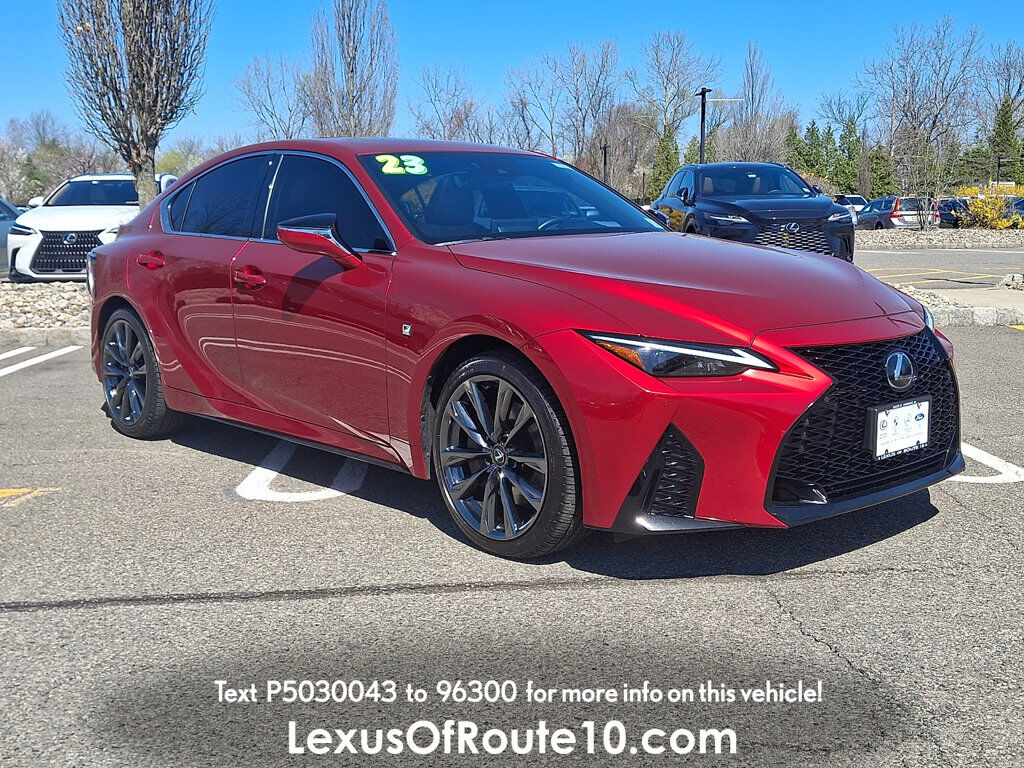 2023 LEXUS IS