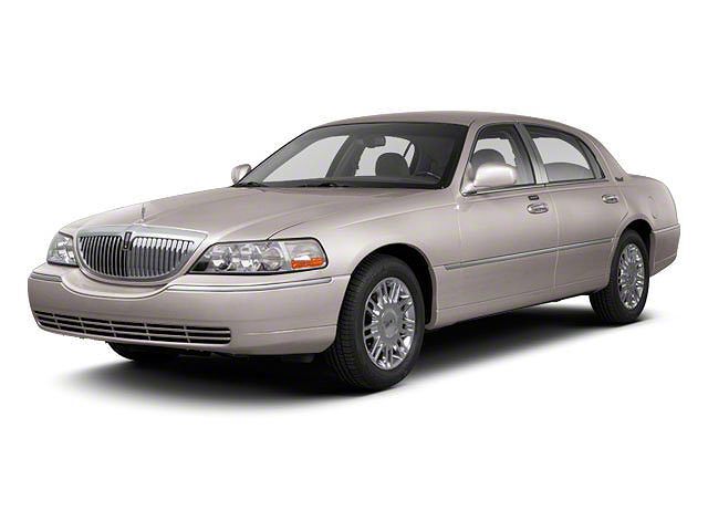 2010 LINCOLN Town Car