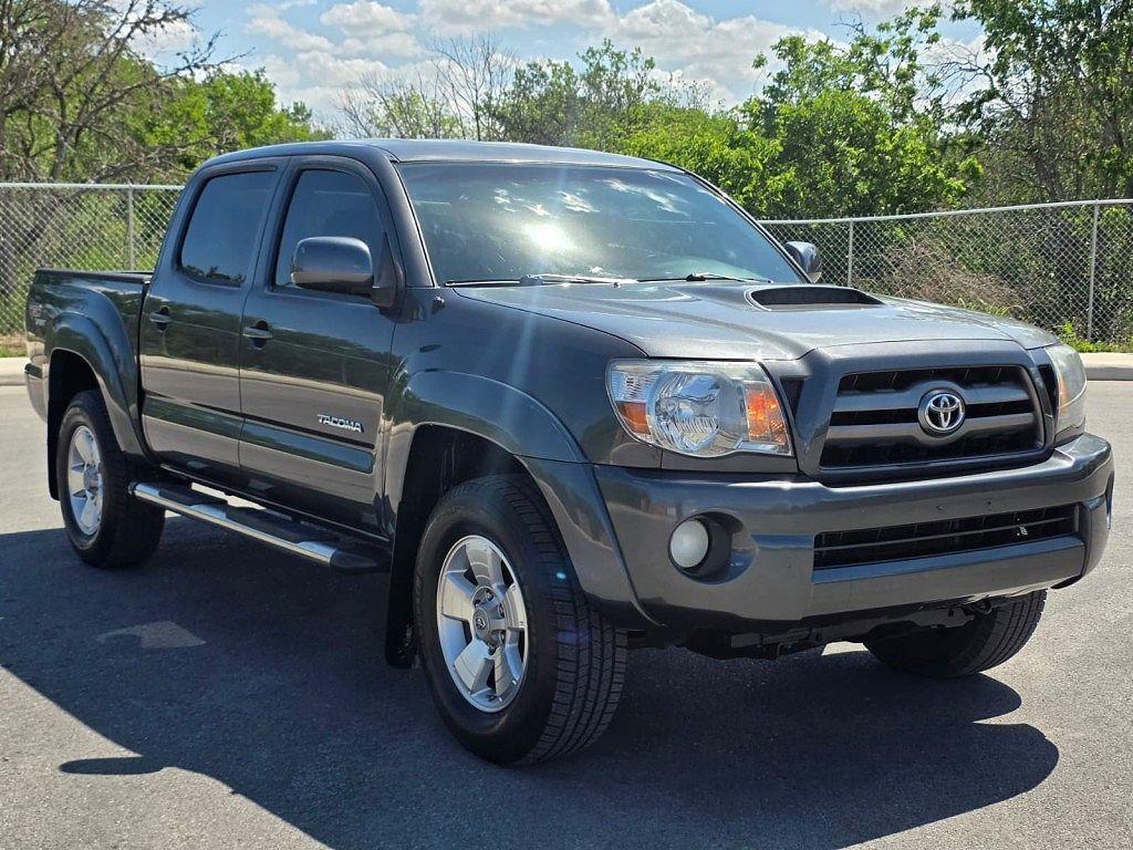 2010 TOYOTA Tacoma