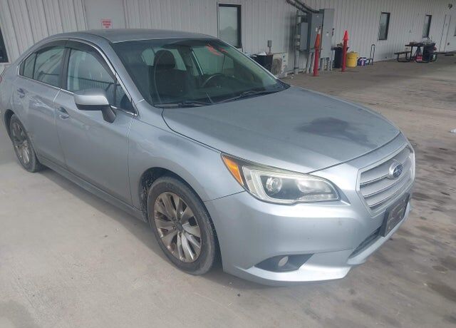 2016 SUBARU Legacy