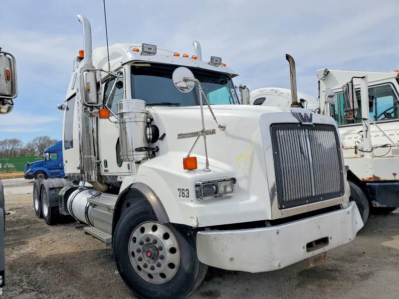 2020 WESTERN STAR 4900
