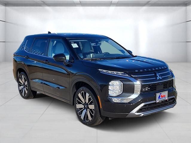 2026 MITSUBISHI Outlander