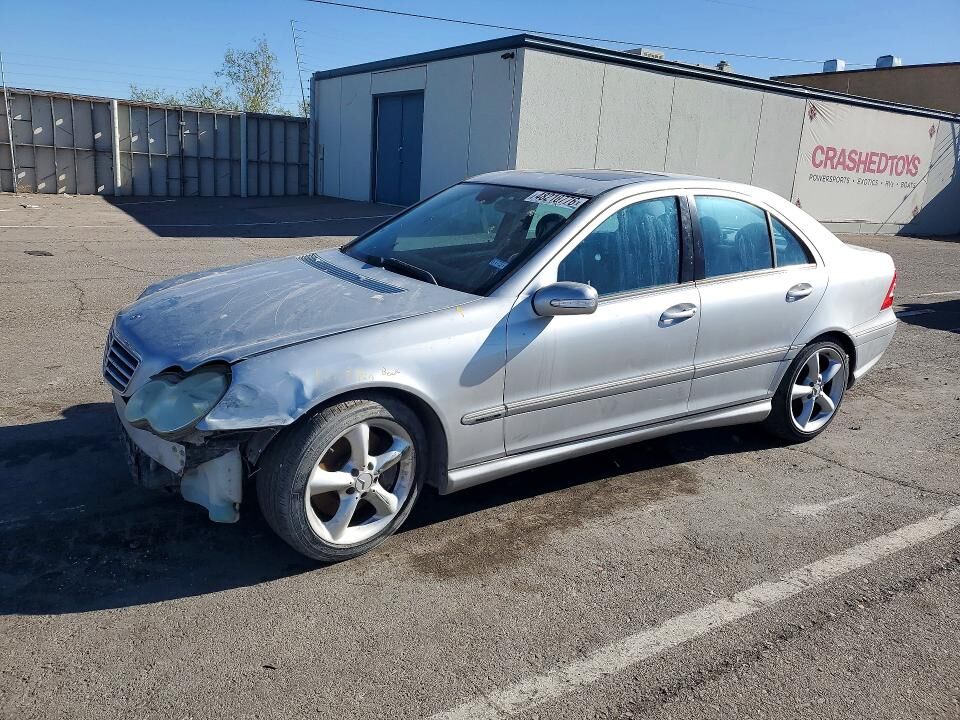2005 MERCEDES-BENZ C-Class