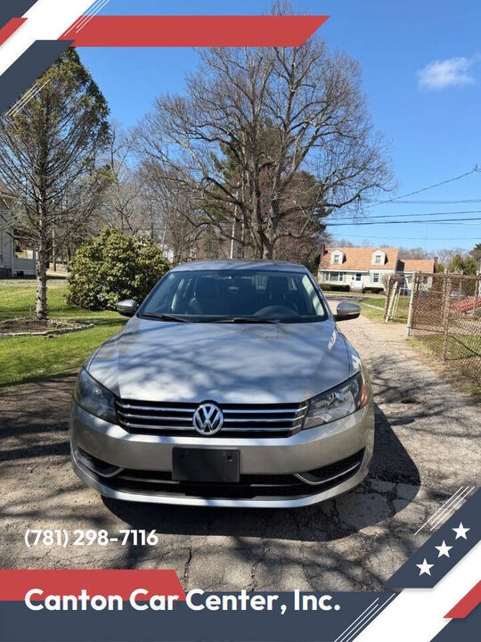 2012 VOLKSWAGEN Passat