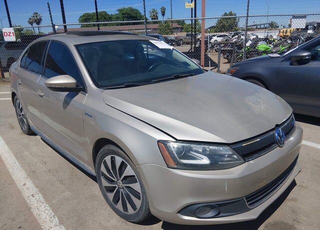 2013 VOLKSWAGEN Jetta